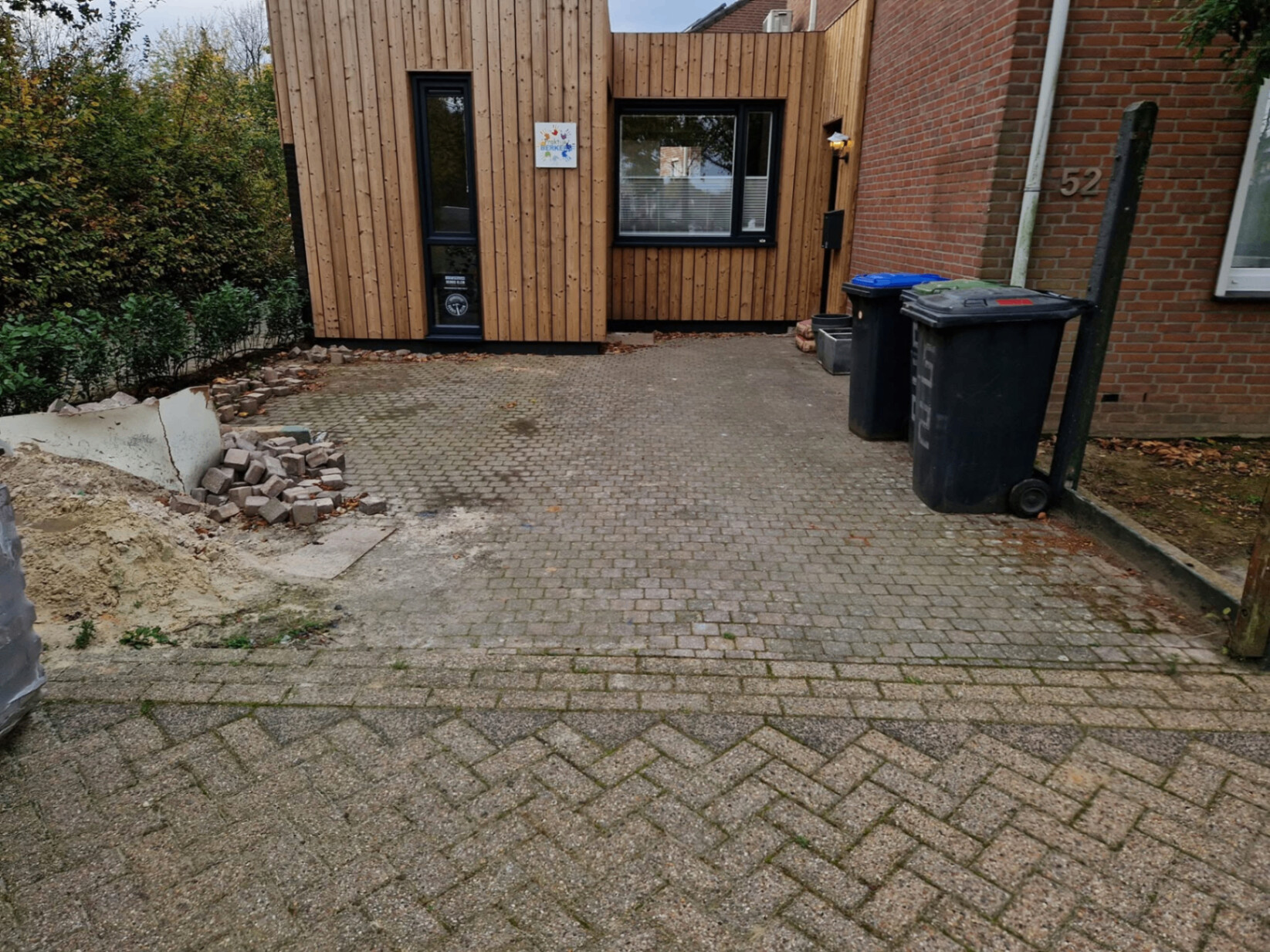 Voor en na bestrating - voor